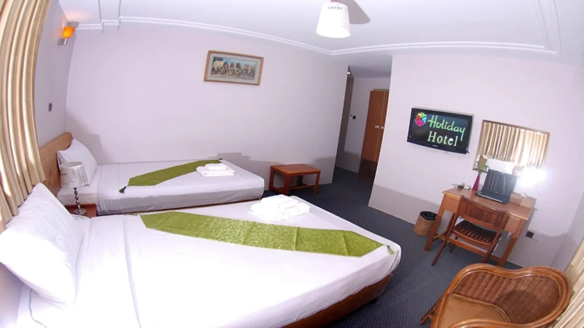 Holiday Hotel Rangún