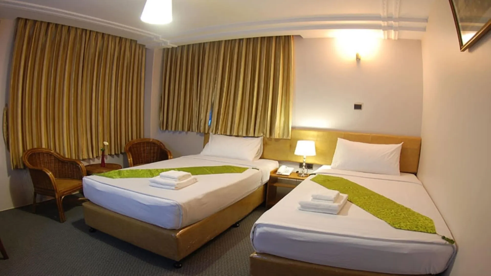 ***  Holiday Hotel Rangún Myanmar