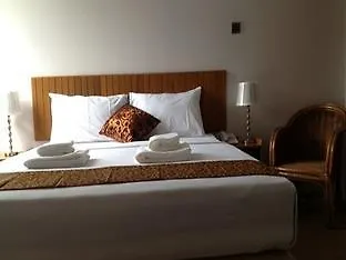 Holiday Hotel Rangún